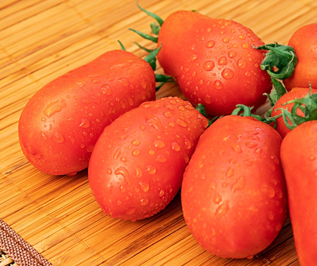 photo_20180828_ovoshi_tomat_marusya.jpg photo_20180828_ovoshi_tomat_marusya.jpg